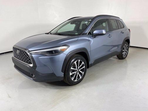 Celestite 2022 Toyota Corolla Cross XLE
