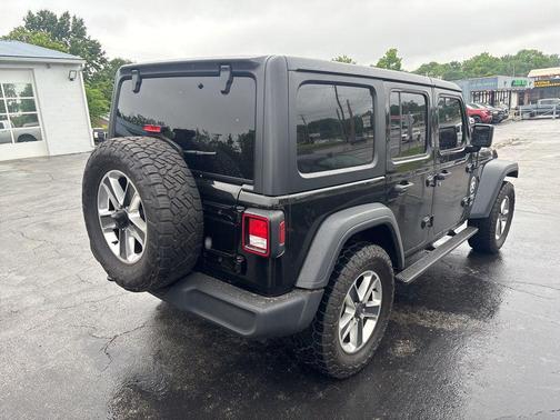 Black Clearcoat 2018 Jeep Wrangler Unlimited Sport