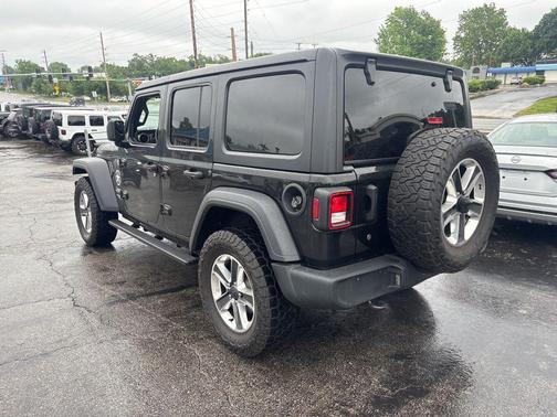 Black Clearcoat 2018 Jeep Wrangler Unlimited Sport