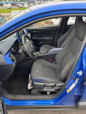 Blue Eclipse Metallic 2022 Toyota C-HR XLE