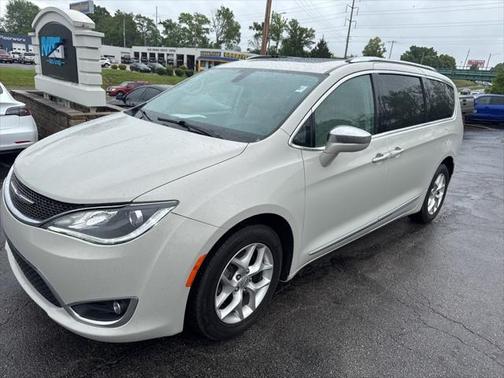 2020 Chrysler Pacifica Limited