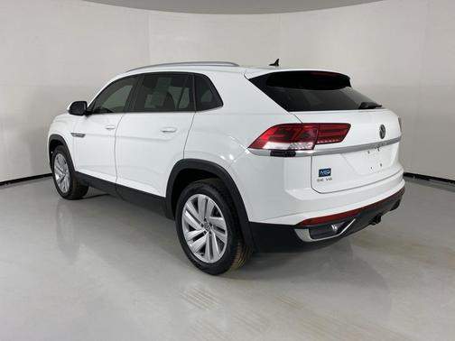 2021 Volkswagen Atlas Cross Sport 3.6L V6 SE w/Technology
