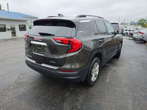 Smokey Quartz Metallic 2020 GMC Terrain SLE