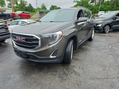 Smokey Quartz Metallic 2020 GMC Terrain SLE