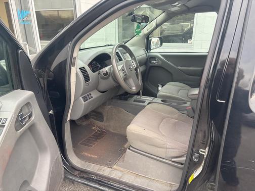 2017 Nissan Frontier SV