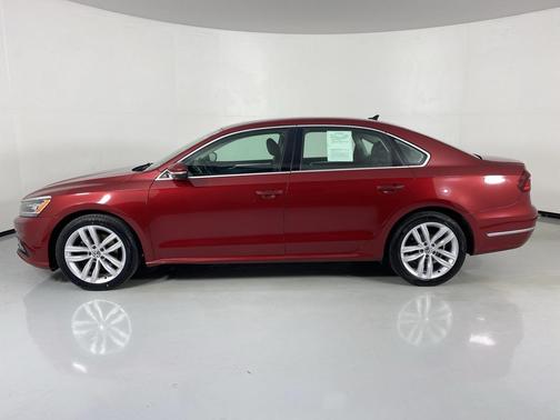 2018 Volkswagen Passat 2.0T SE