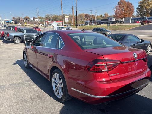 2018 Volkswagen Passat 2.0T SE