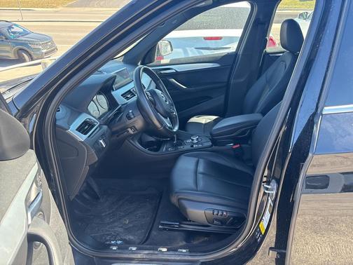 2021 BMW X1 xDrive28i