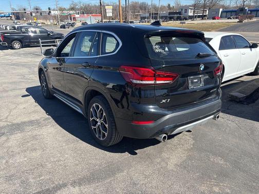 2021 BMW X1 xDrive28i