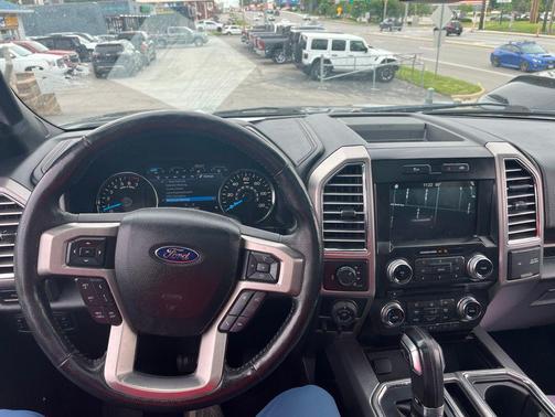 Ruby Red Metallic Tinted Clearcoat 2016 Ford F-150 Platinum