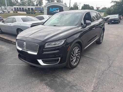 2019 Lincoln Nautilus Reserve