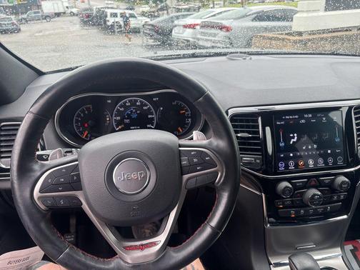 Diamond Black Crystal Pearlcoat 2019 Jeep Grand Cherokee Trailhawk