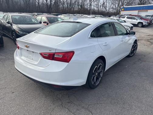 2023 Chevrolet Malibu FWD 1LT