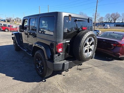 2016 Jeep Wrangler Unlimited Sahara