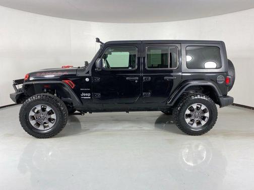 Black Clearcoat 2018 Jeep Wrangler Unlimited Sahara