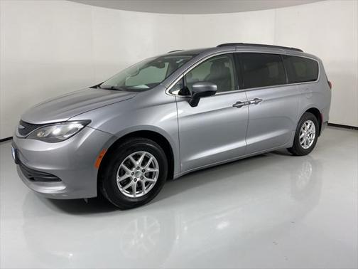 2020 Chrysler Voyager LXI