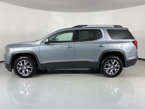 2023 GMC Acadia FWD SLT