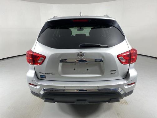 2020 Nissan Pathfinder SV 4WD