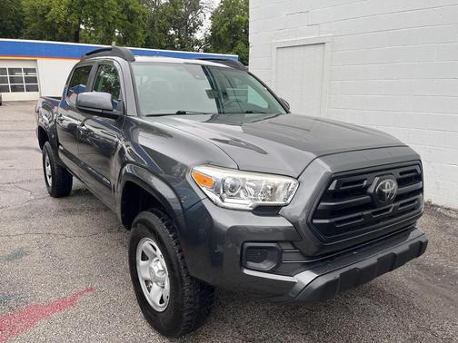 2019 Toyota Tacoma SR