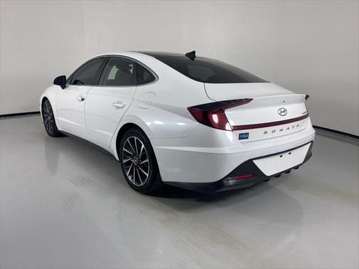 2022 Hyundai SONATA Limited