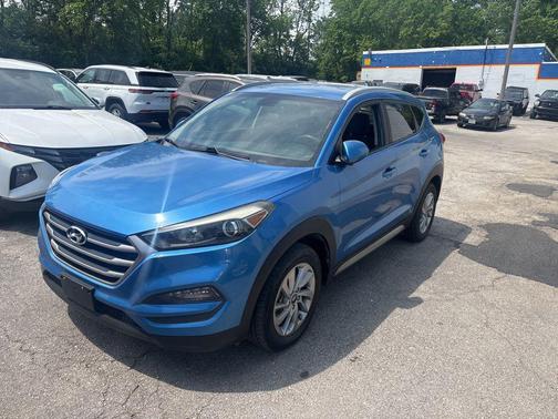 Caribbean Blue 2017 Hyundai TUCSON SE