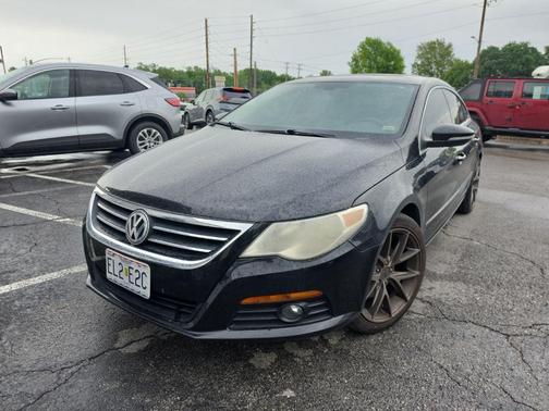 Deep Black Metallic 2010 Volkswagen CC Sport