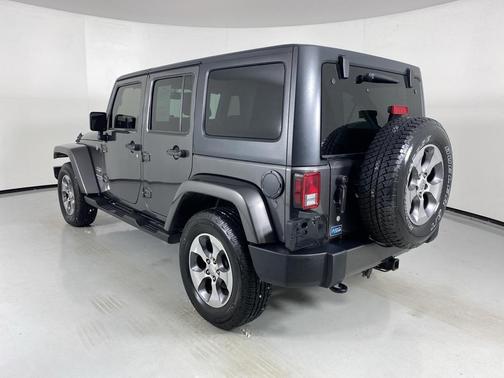 2018 Jeep Wrangler JK Unlimited Sahara