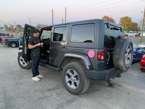 2018 Jeep Wrangler JK Unlimited Sahara