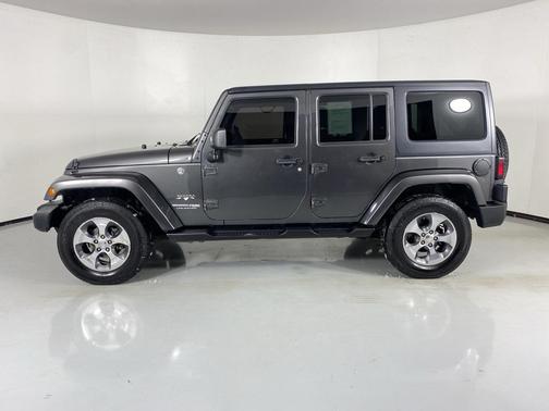 2018 Jeep Wrangler JK Unlimited Sahara