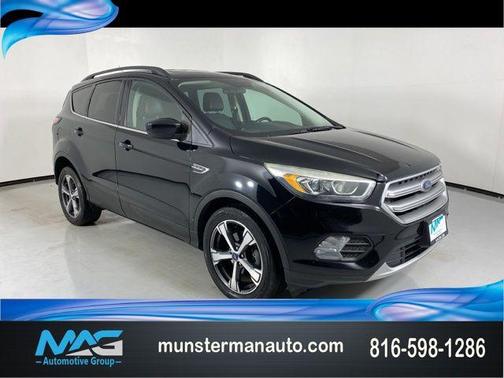 Ruby Red Metallic Tinted Clearcoat 2017 Ford Escape SE