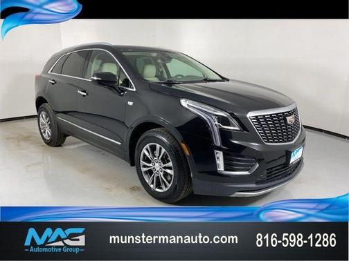 Stellar Black Metallic 2021 Cadillac XT5 Premium Luxury
