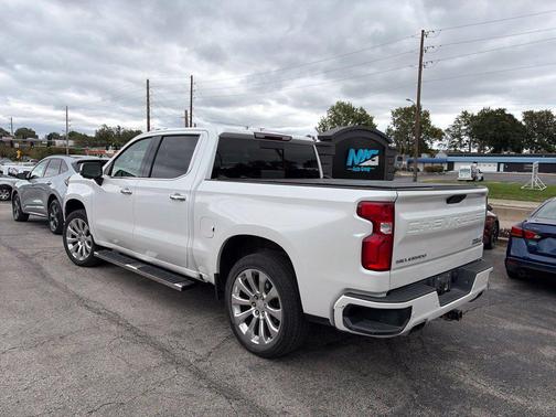 Iridescent Pearl Tricoat 2021 Chevrolet Silverado 1500 High Country