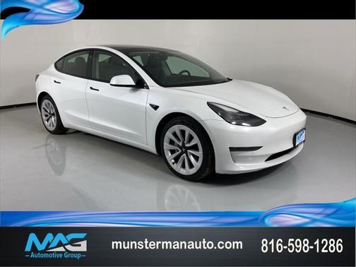 2022 Tesla Model 3 Standard Range