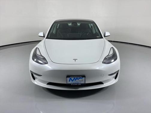 2022 Tesla Model 3 Standard Range