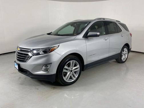 Silver Ice Metallic 2020 Chevrolet Equinox Premier w/2LZ