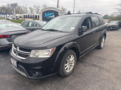 Brilliant Black Crystal Pearlcoat 2013 Dodge Journey SXT