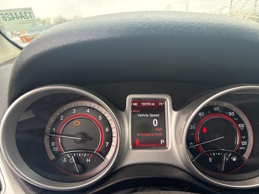 Brilliant Black Crystal Pearlcoat 2013 Dodge Journey SXT