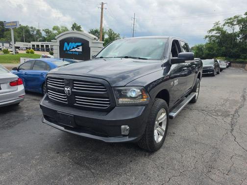 Maximum Steel Metallic Clearcoat 2016 RAM 1500 Sport