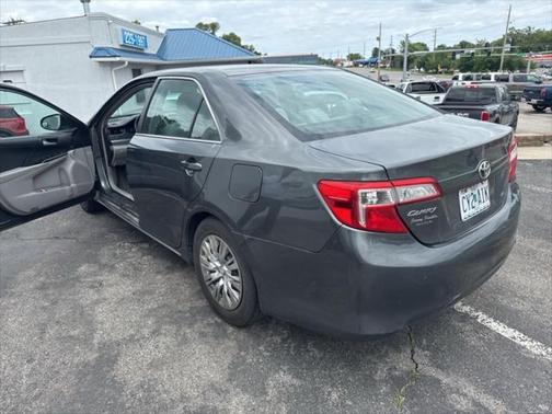 2014 Toyota Camry LE