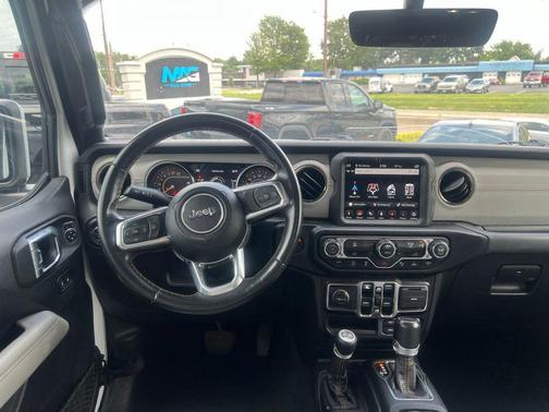Bright White Clearcoat 2021 Jeep Gladiator High Altitude 4x4