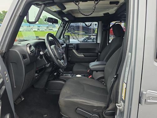 Billet Silver Metallic Clearcoat 2015 Jeep Wrangler Unlimited Sport
