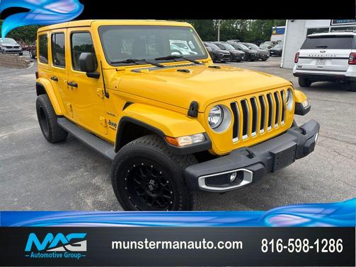 Baja Yellow Clearcoat 2019 Jeep Wrangler Unlimited Sahara