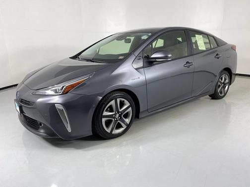 2022 Toyota Prius XLE