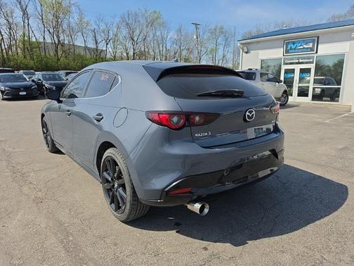 Machine Gray Metallic 2022 Mazda Mazda3 FWD w/Premium Package