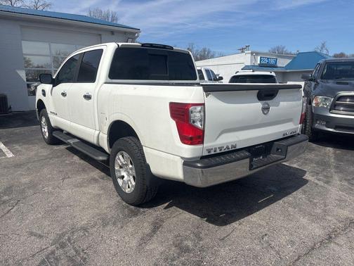 Glacier White 2017 Nissan Titan SV