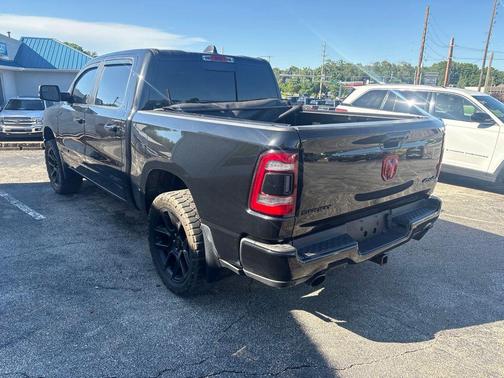 Diamond Black Crystal Pearlcoat 2020 RAM 1500 Rebel