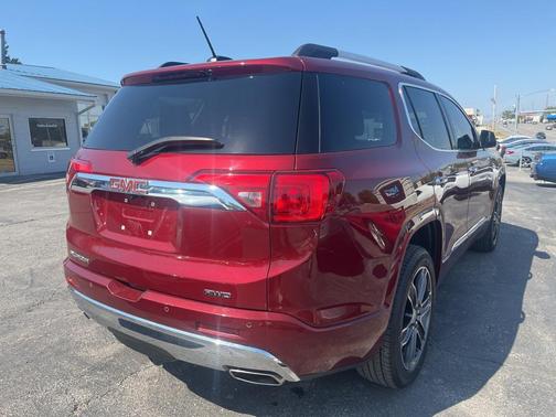 2018 GMC Acadia Denali
