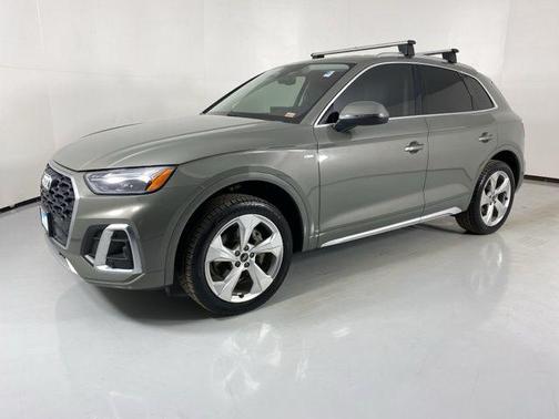 2023 Audi Q5 45 S line Premium Plus
