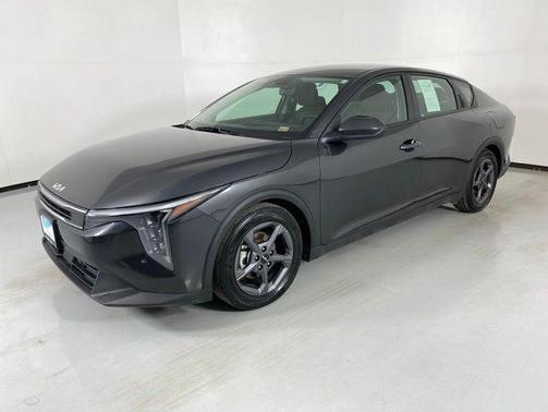 Interstellar Gray 2025 Kia K4 LXS