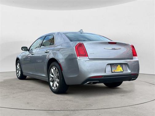 2016 Chrysler 300 S